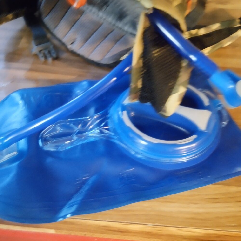 Camelbak - Picture 3 of 4